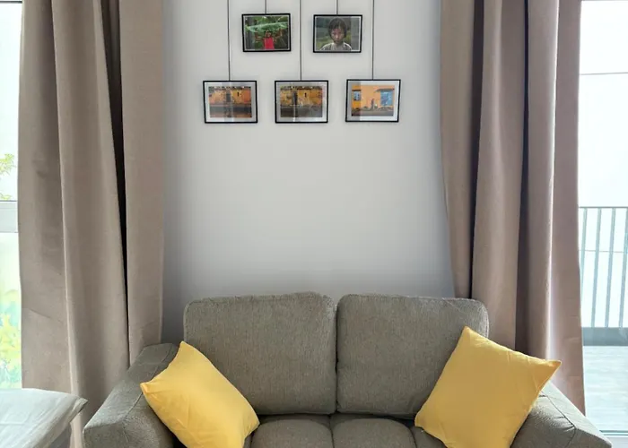 Omega With Parking Апартаменты Познань