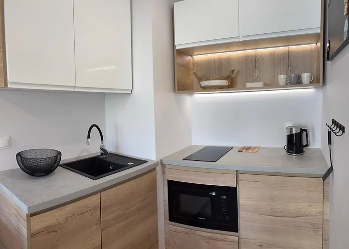 Omega With Parking Апартаменты *